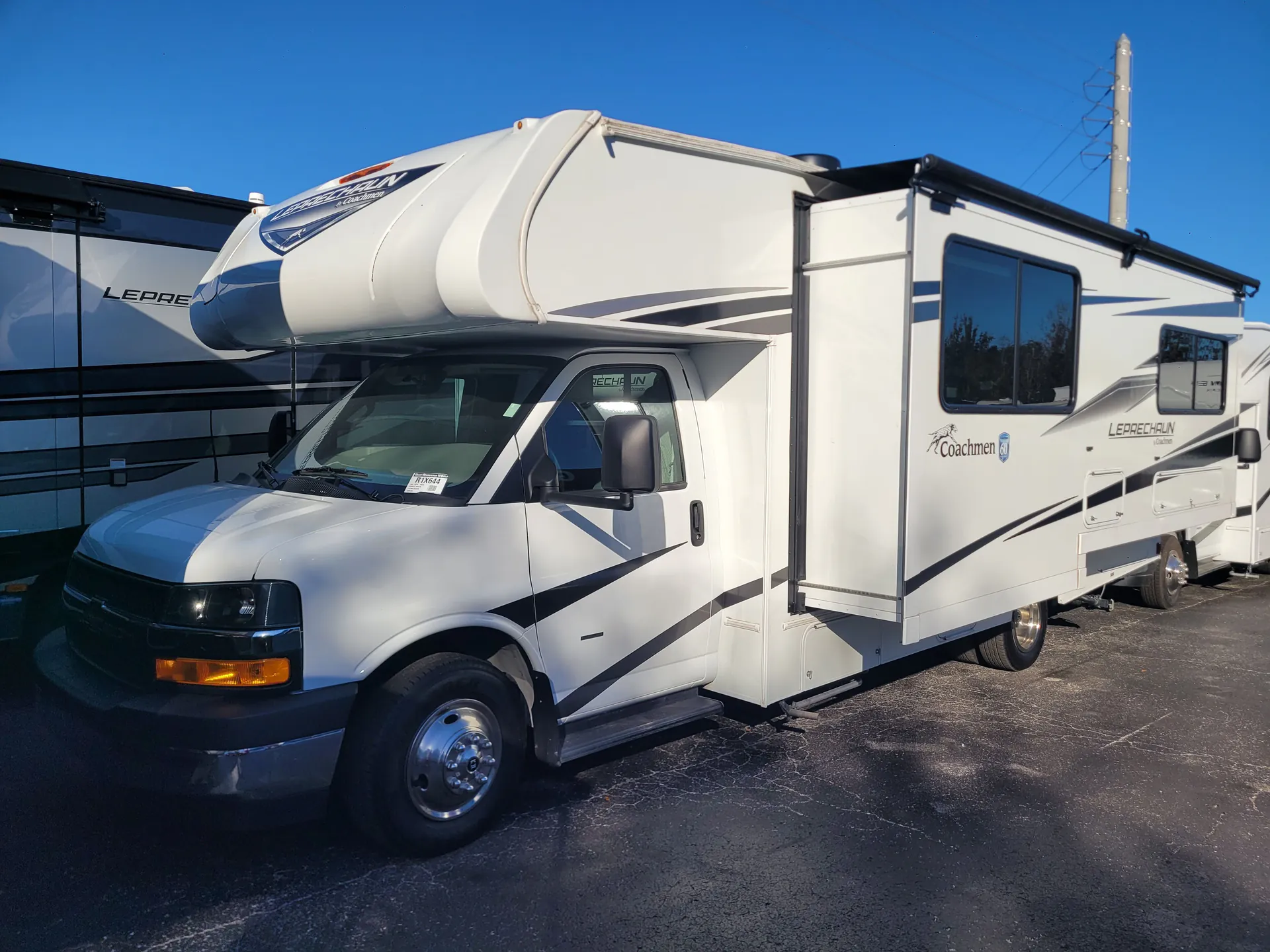 2025 Coachmen Leprechaun 230FS - Photo 3