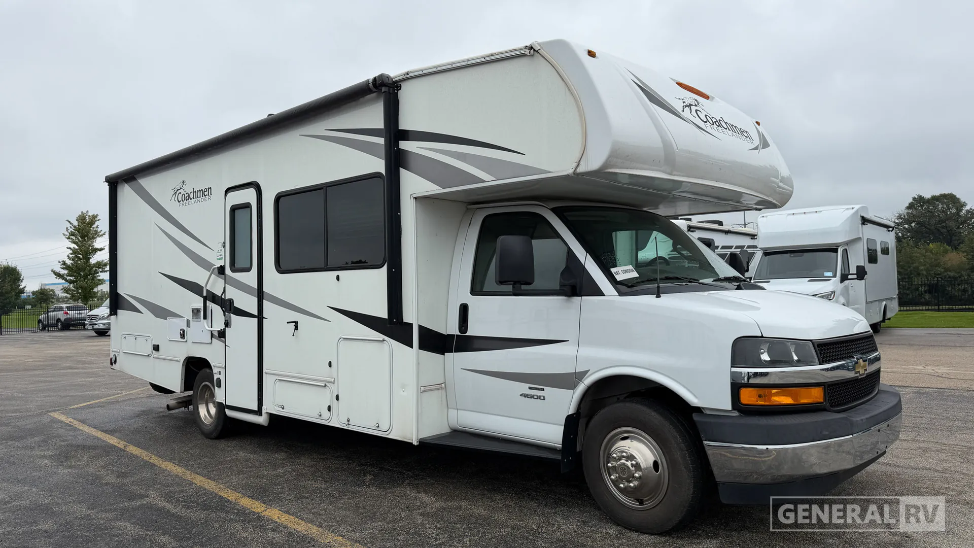 2020 Coachmen Freelander 26DS - Photo 2