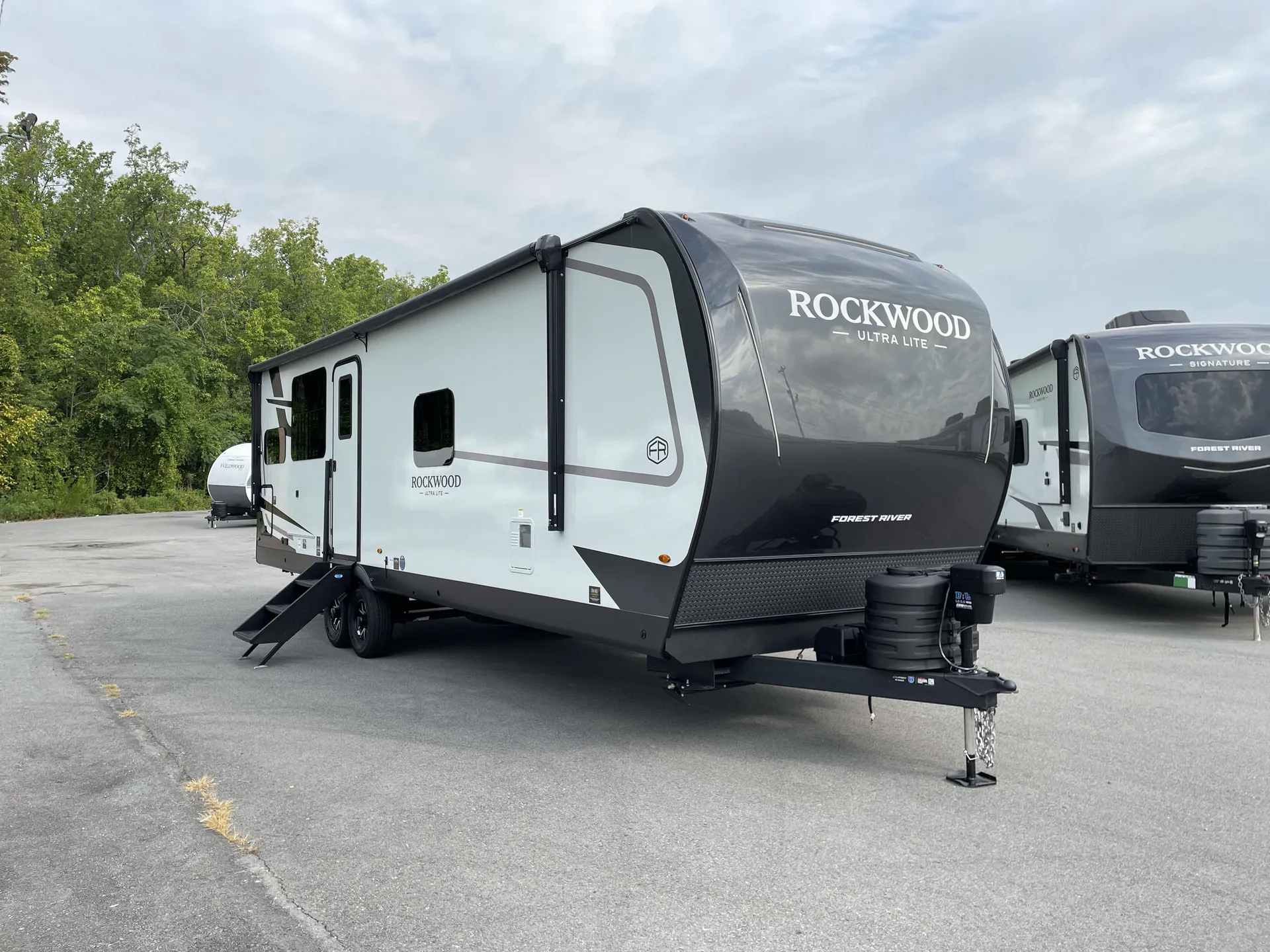2027 Forest River Rockwood Ultra Lite 2711RK