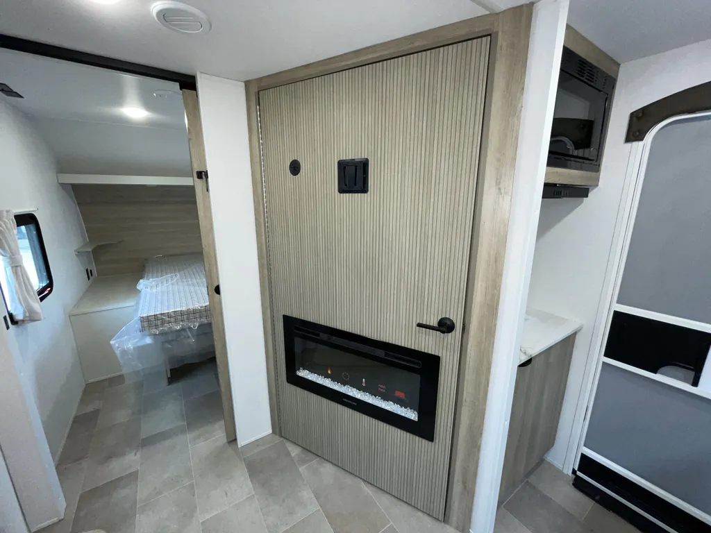 2026 Forest River Airelume 325, Photos photo 14