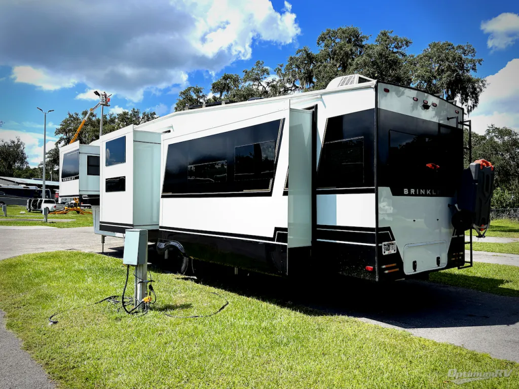 2025 Brinkley Model Z 3610, Photos photo 3