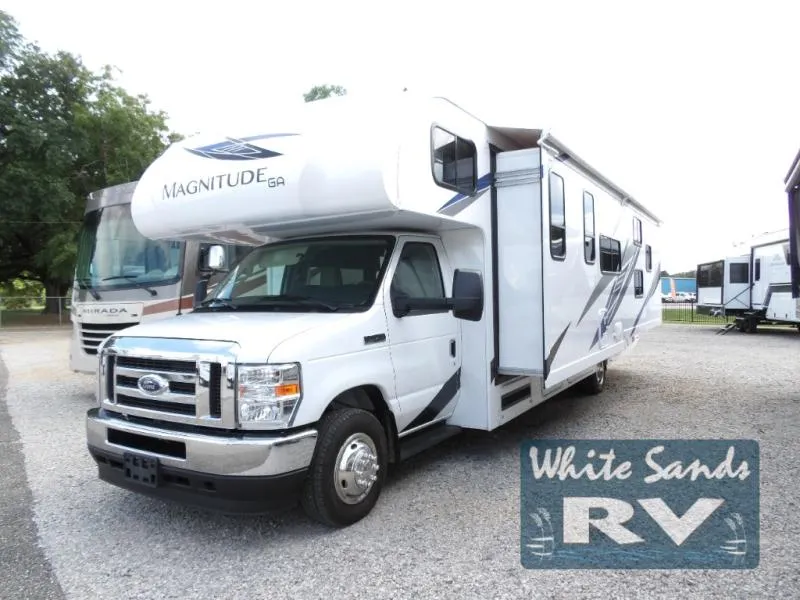 2024 Thor Motor Coach Magnitude GA31 450 - Photo 2