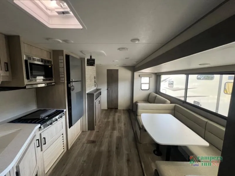 2026 Coachmen RV Catalina Summit Series 8 281QBUNK - Photo 4