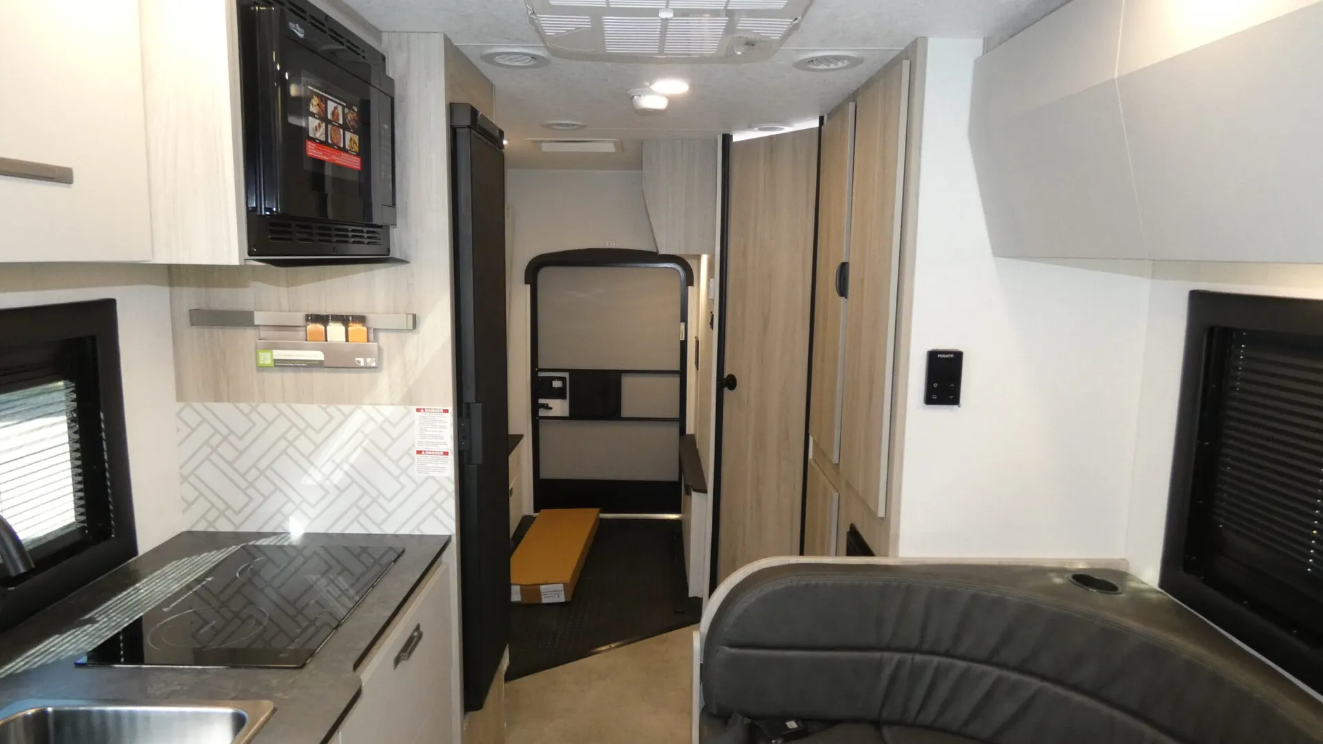 2026 Coachmen Cross Trail EV 21XG - Photo 3