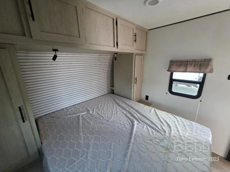 2026 Shasta RVs i-5 Edition 525RS, Photos photo 16