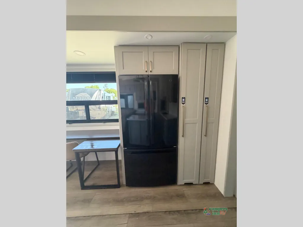 2026 Brinkley Model G 3950, Photos photo 19
