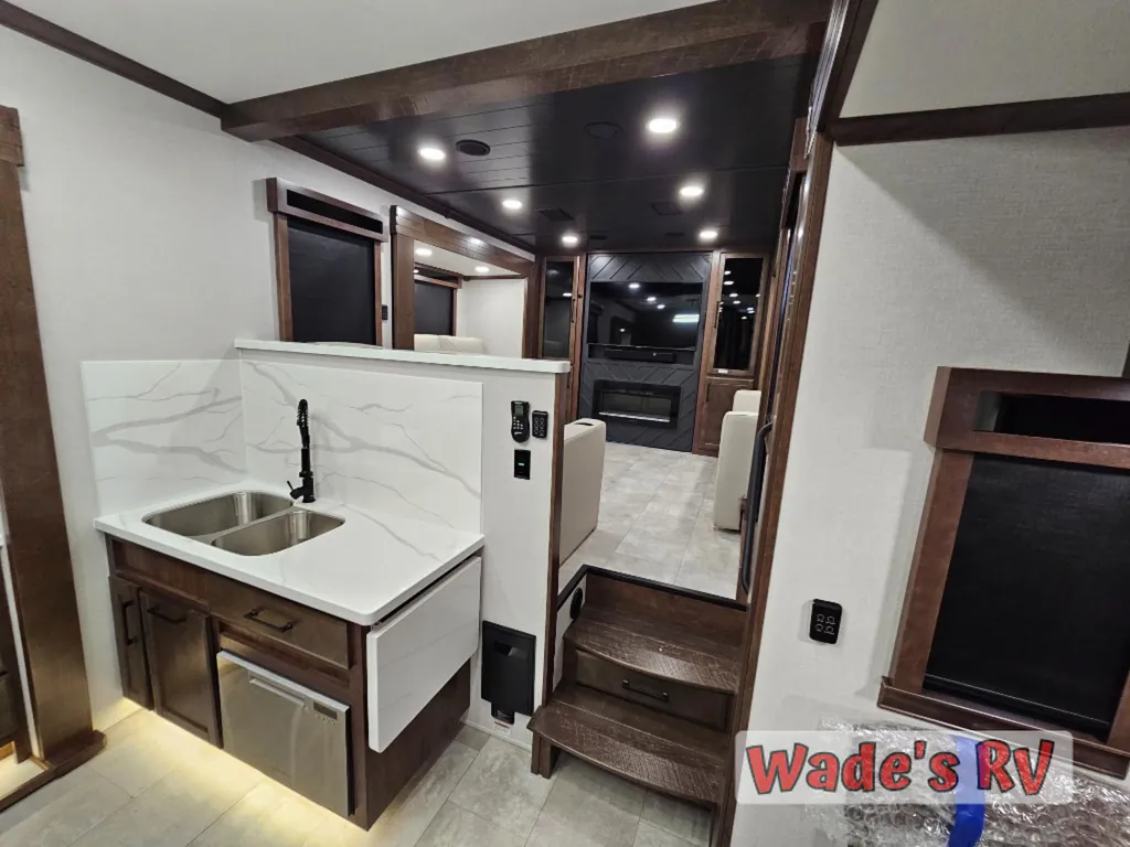 2025 Forest River RiverStone 425FO, Photos photo 21