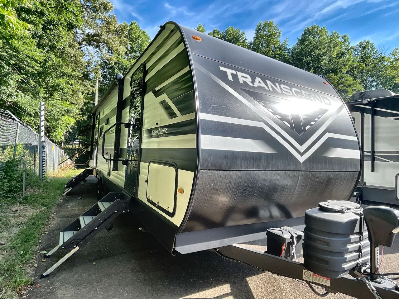 2025 Grand Design Transcend 265BHT - Photo 2