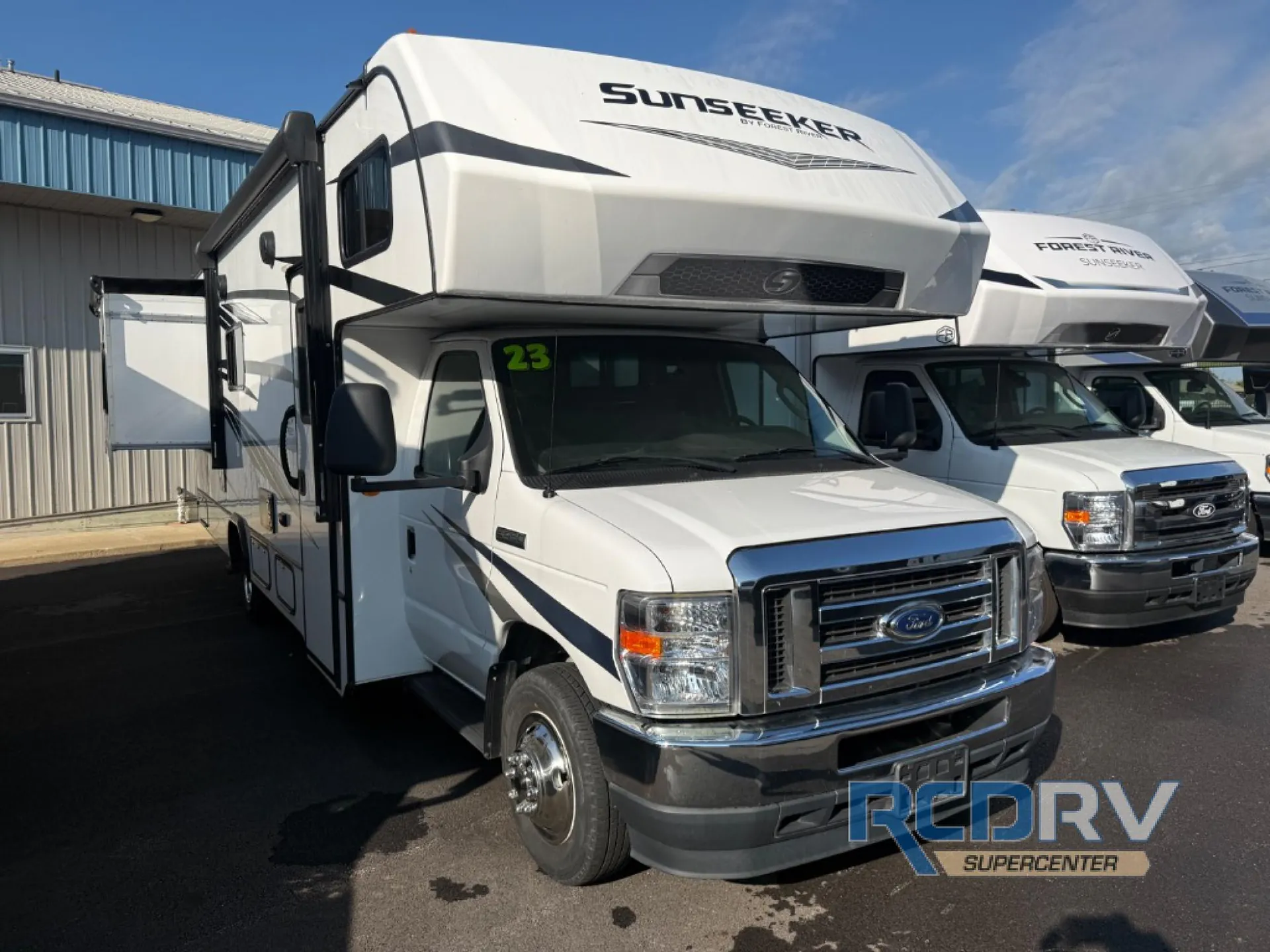 2023 Forest River Sunseeker LE 2250SLE - Photo 2