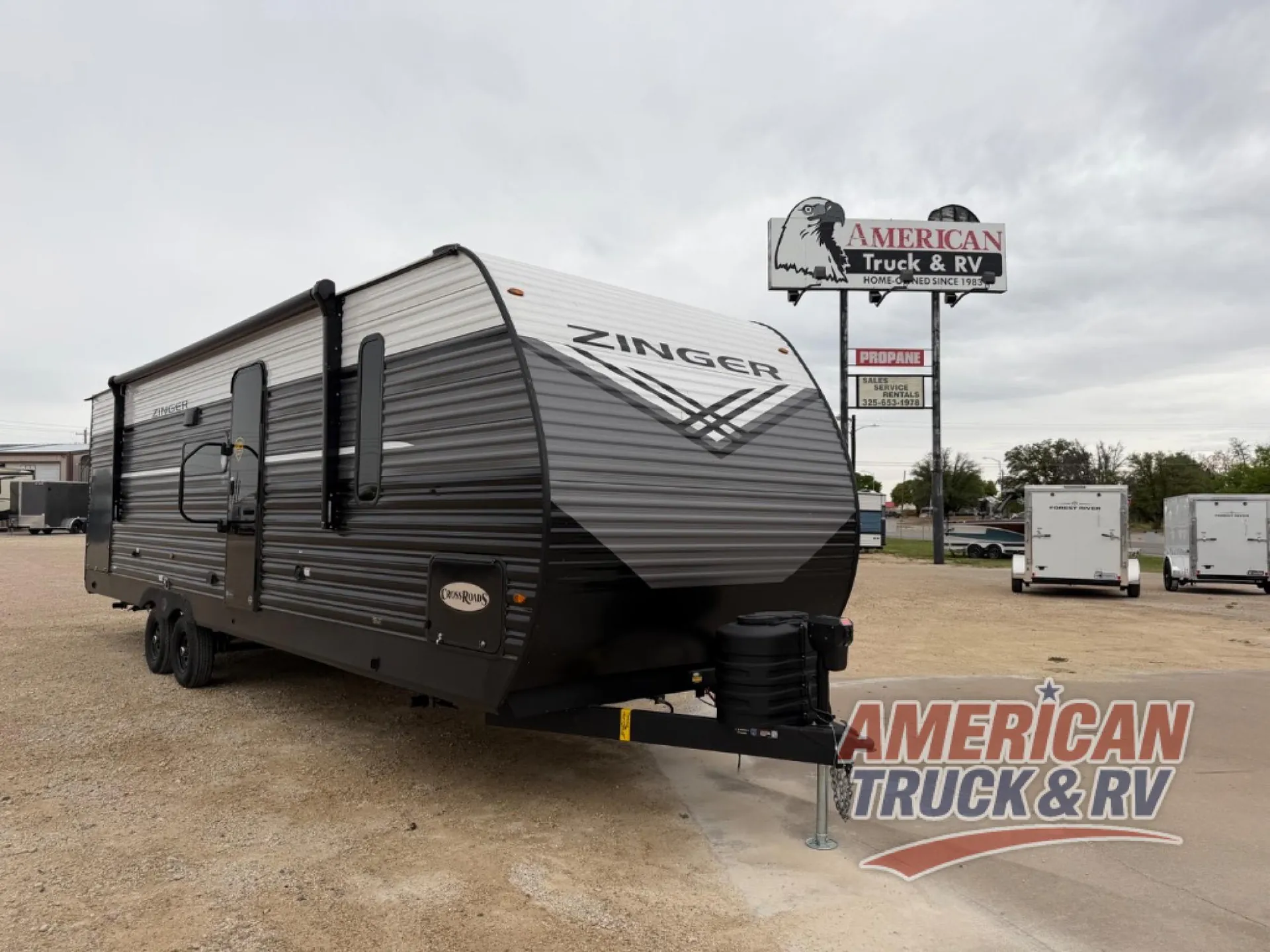 2026 CrossRoads Zinger Lite 295BH - Photo 2