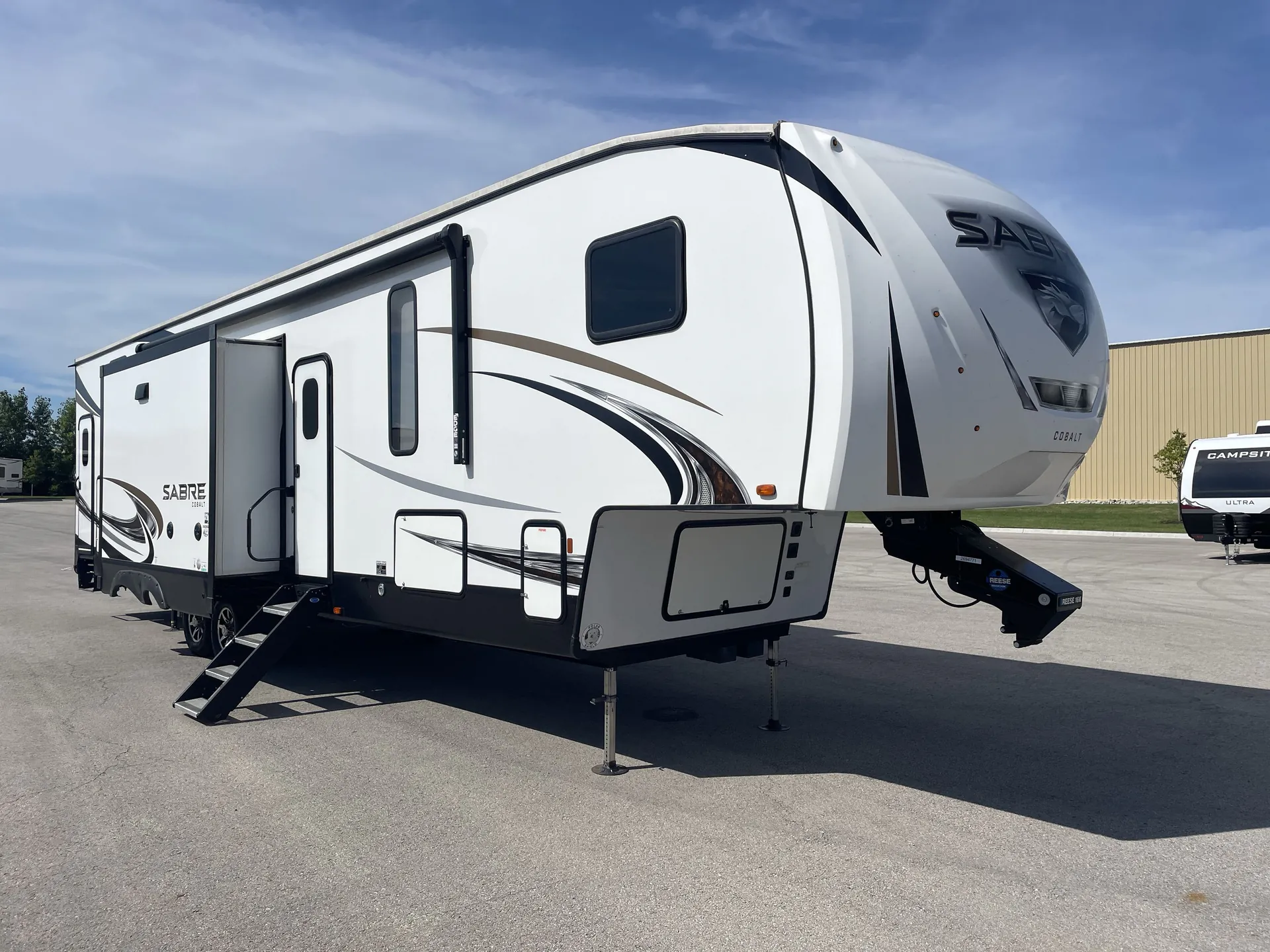 2021 Forest River Sabre 38DBQ - Photo 2