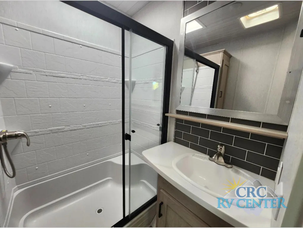 2023 Forest River Wildwood Lodge 40RLB, Photos photo 14