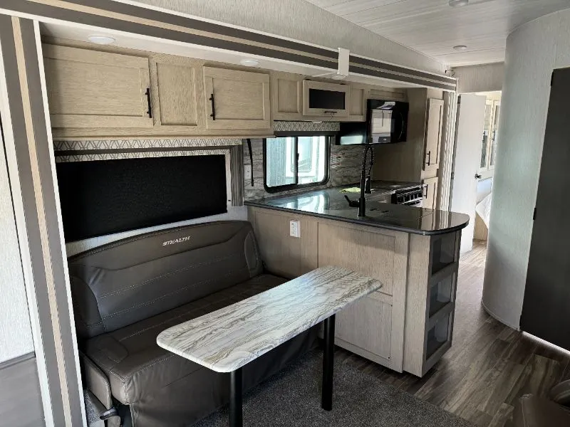 2023 Forest River Stealth KS3016G — Photo 7