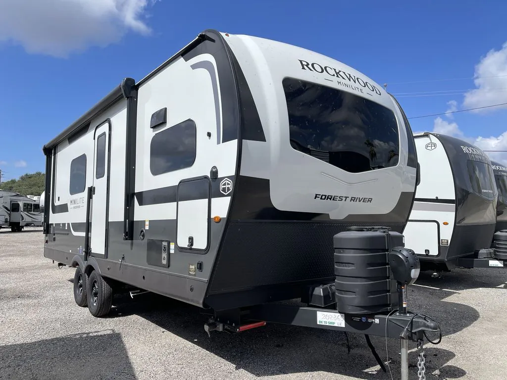 2027 Forest River Rockwood Mini Lite 2523MBR
