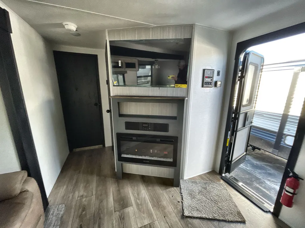 2026 Forest River Puma 32BHFS, Photos photo 15