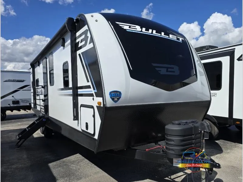 2025 Keystone Bullet Crossfire 270RKS - Photo 2
