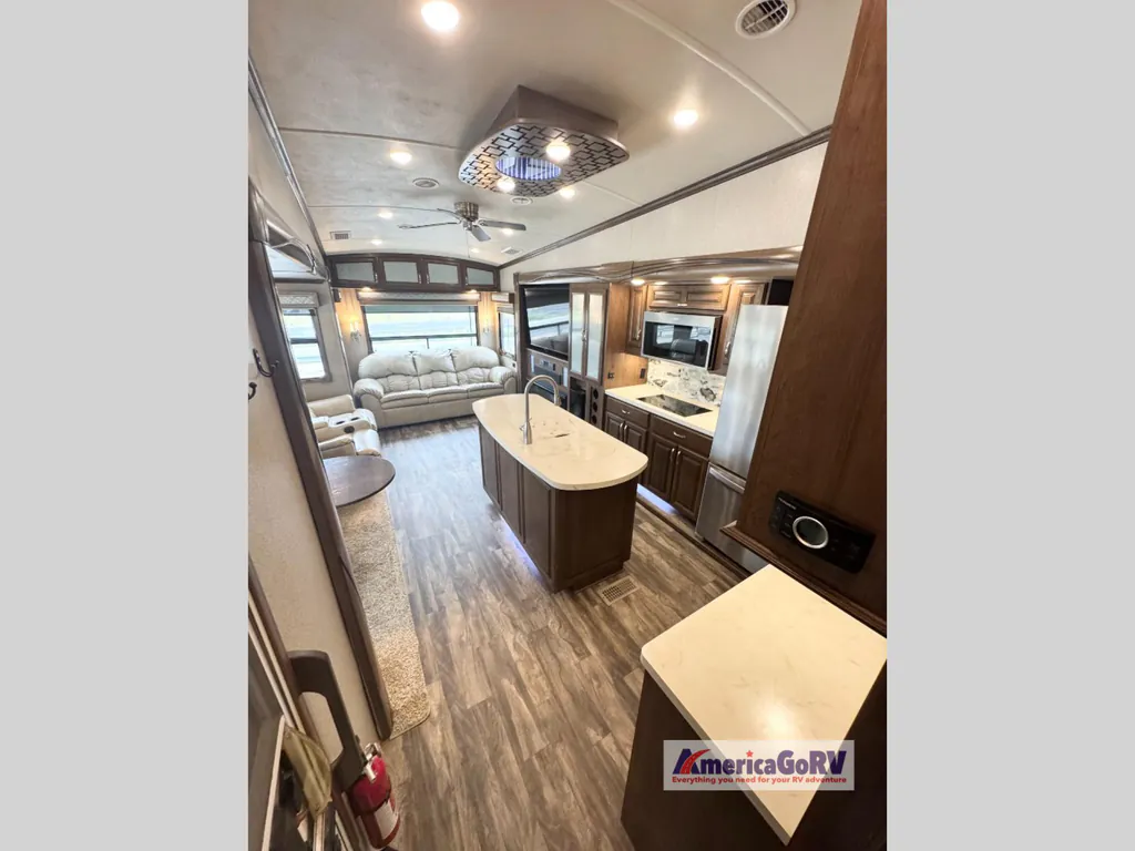 2018 Forest River Cedar Creek Champagne Edition 38EL, Photos photo 8