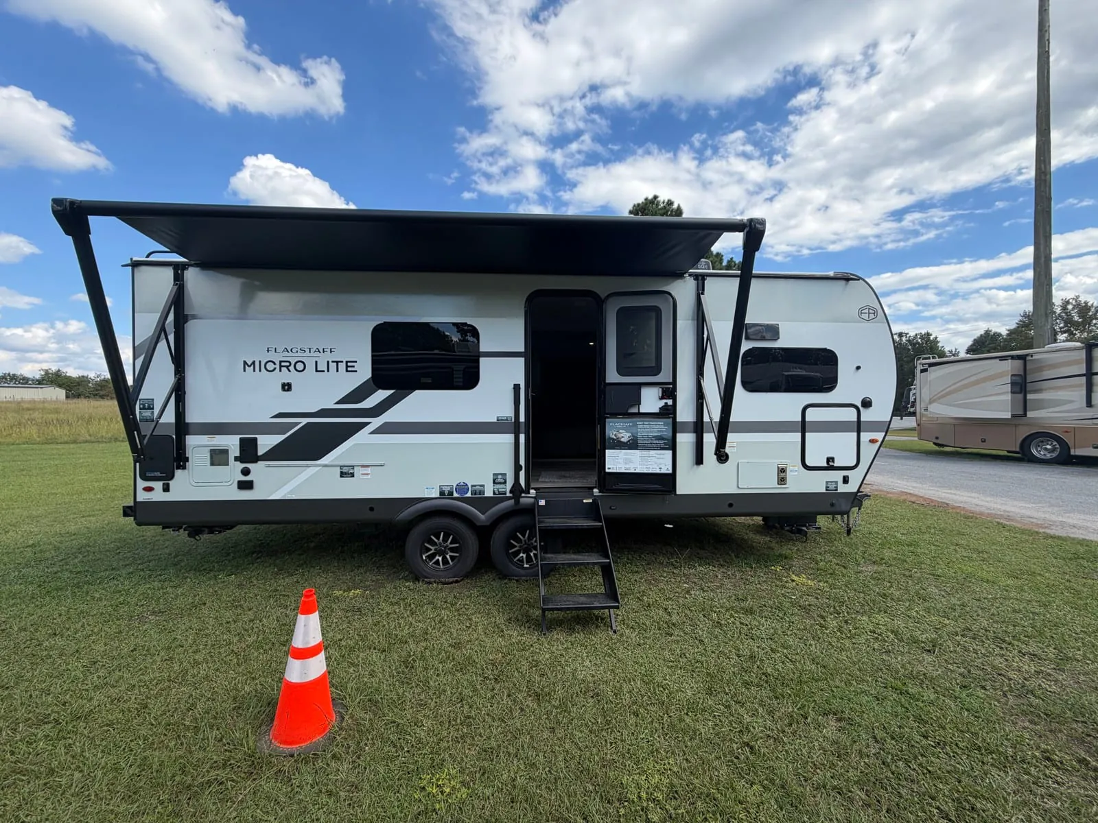 2027 Forest River Flagstaff Micro Lite 25MBR - Photo 4