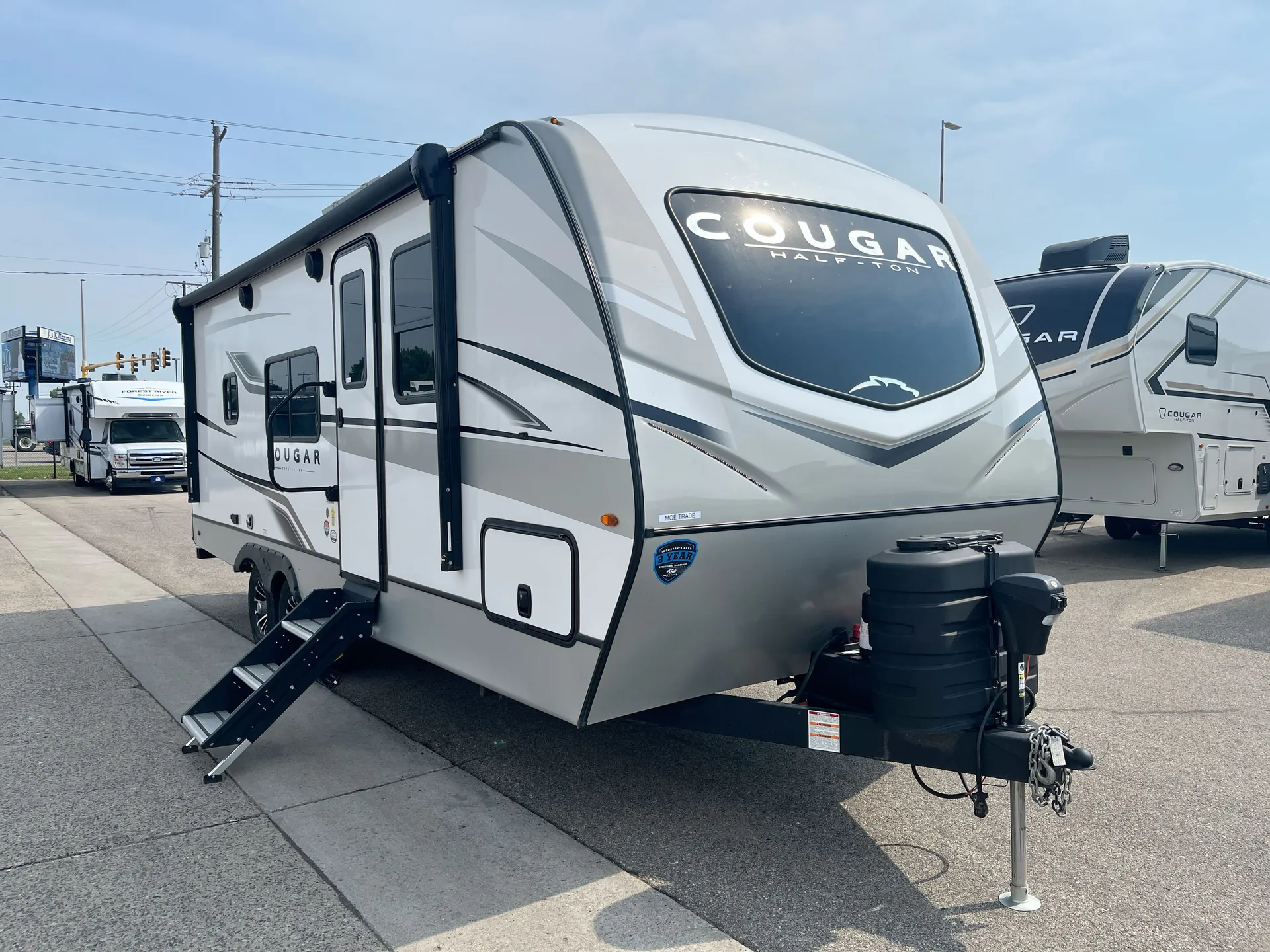 2023 Keystone Cougar Half-Ton 22MLS - Photo 2