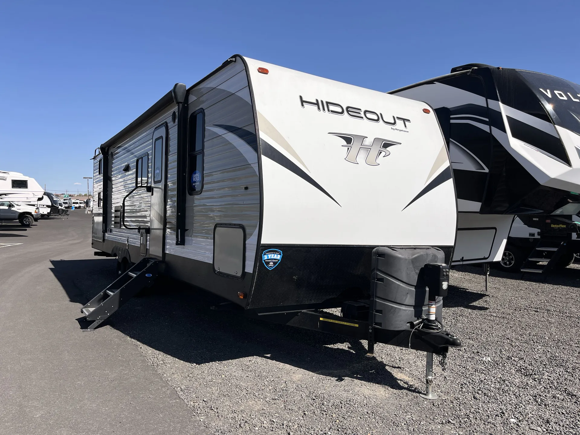 2020 Keystone Hideout 27DBSWE - Photo 2