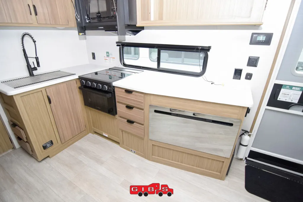 2026 Forest River Wildwood 25RD dealer photo 10 from Gib's RV Superstore