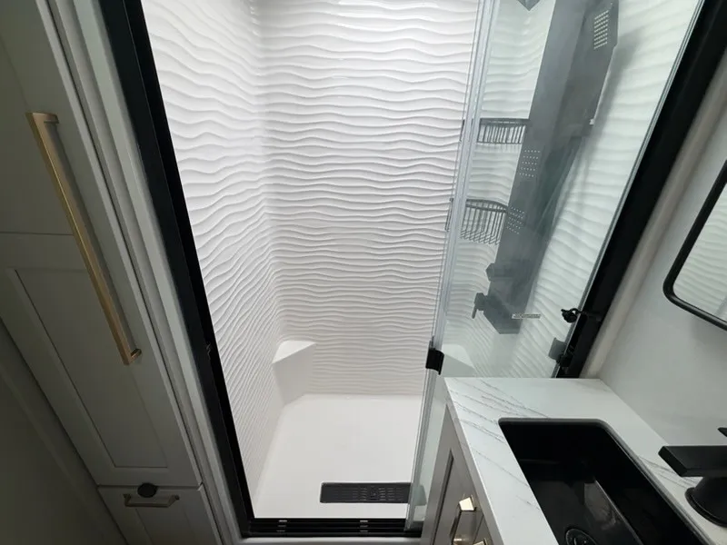 2025 Brinkley Model G 4100, Photos photo 23