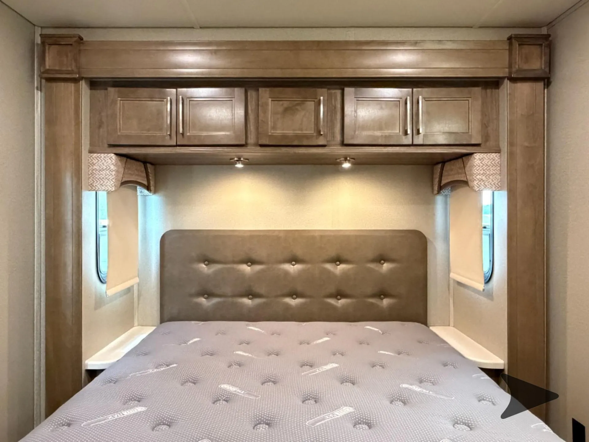 2018 Entegra Coach Esteem 29V - Photo 4