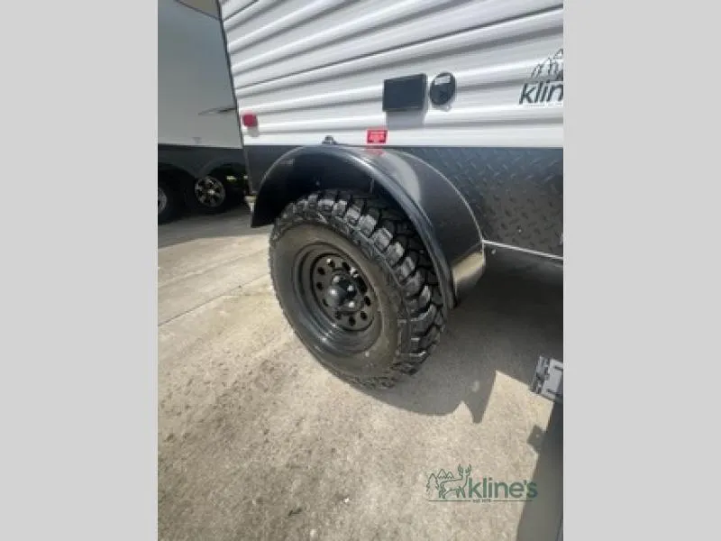 2027 Gulf Stream RV Trail Boss 1090K - Photo 3