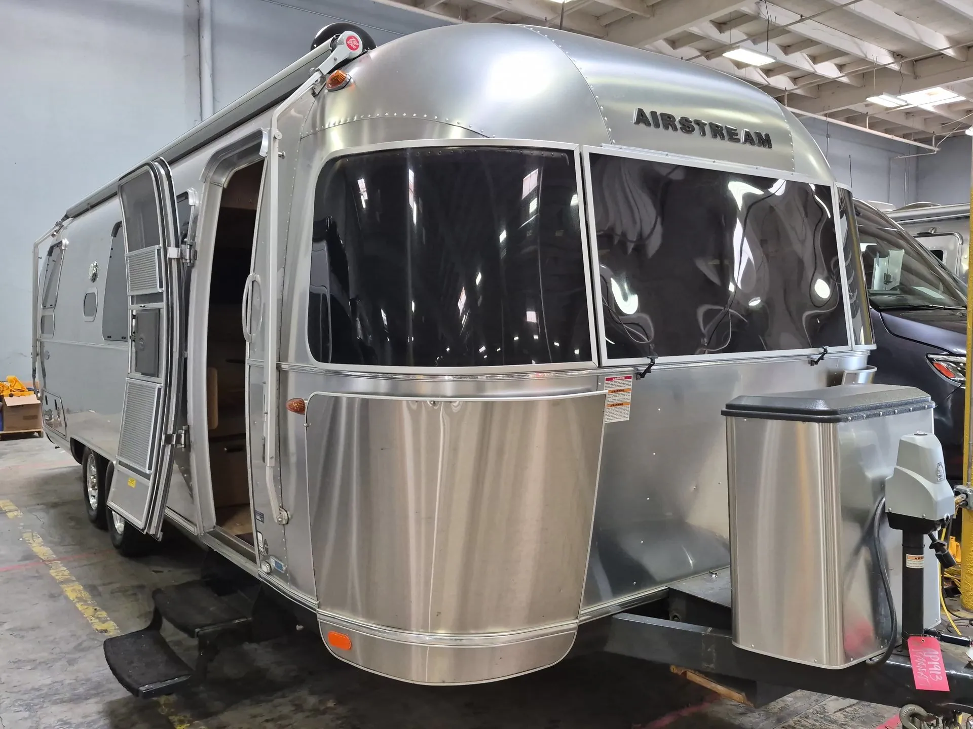 2016 Airstream Flyingcloud 28RB - Photo 3