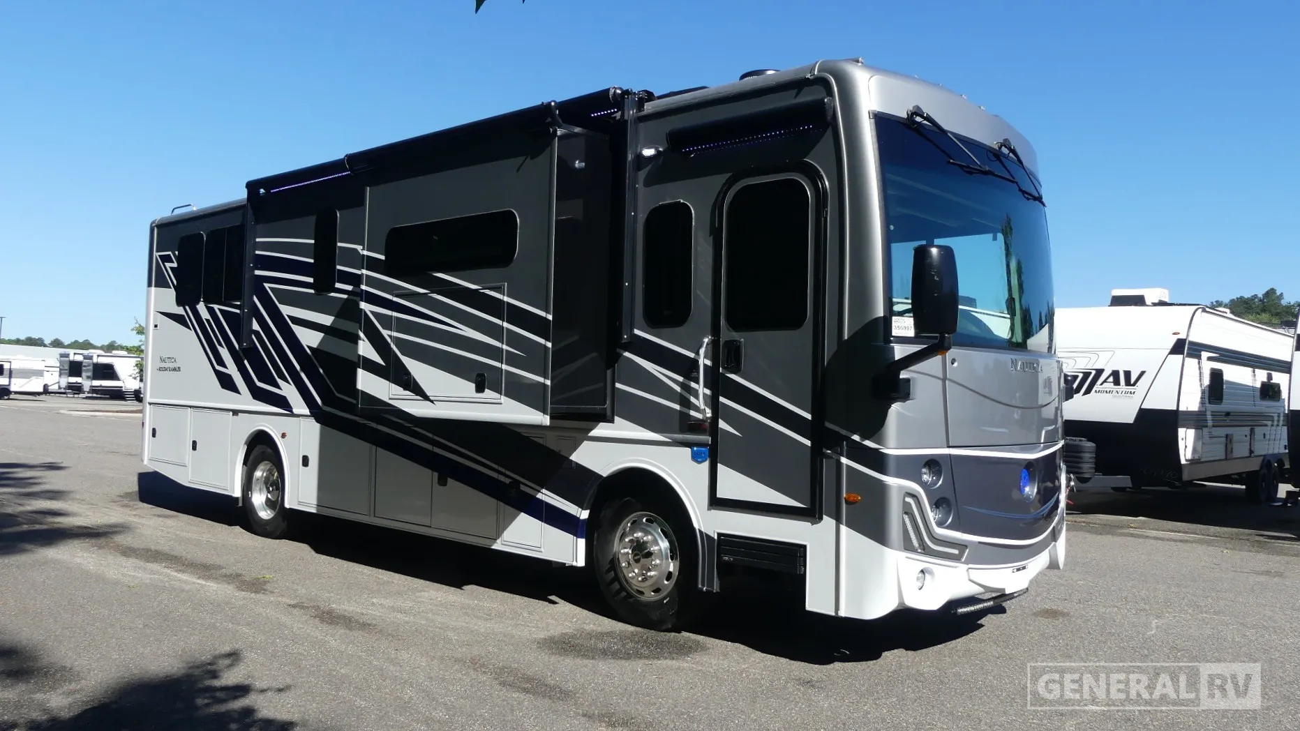 2024 Holiday Rambler Nautica 33TL - Photo 2