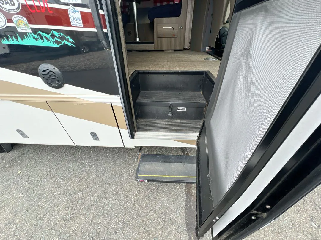 2018 Jayco Melbourne Prestige 24LP - Photo 3