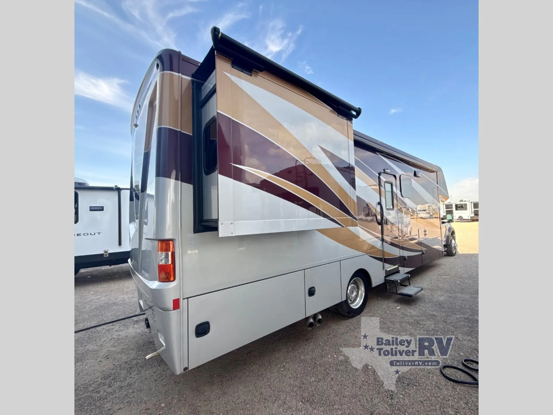2020 Renegade RV Veracruz 35MDS - Photo 4