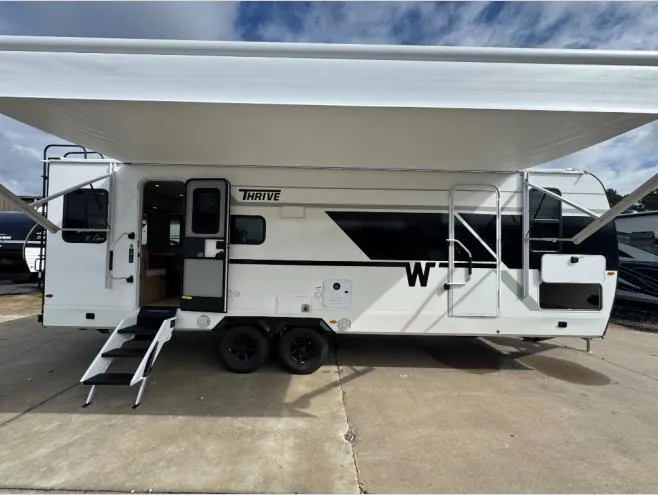 2026 Winnebago Thrive 25RLS - Photo 3