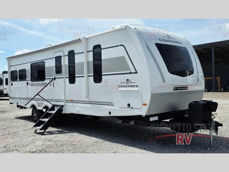 2026 Coachmen Freedom Express Ultra Lite 274RKS - Photo 2