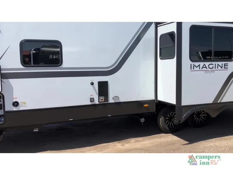2026 Grand Design Imagine 2670MK - Photo 4