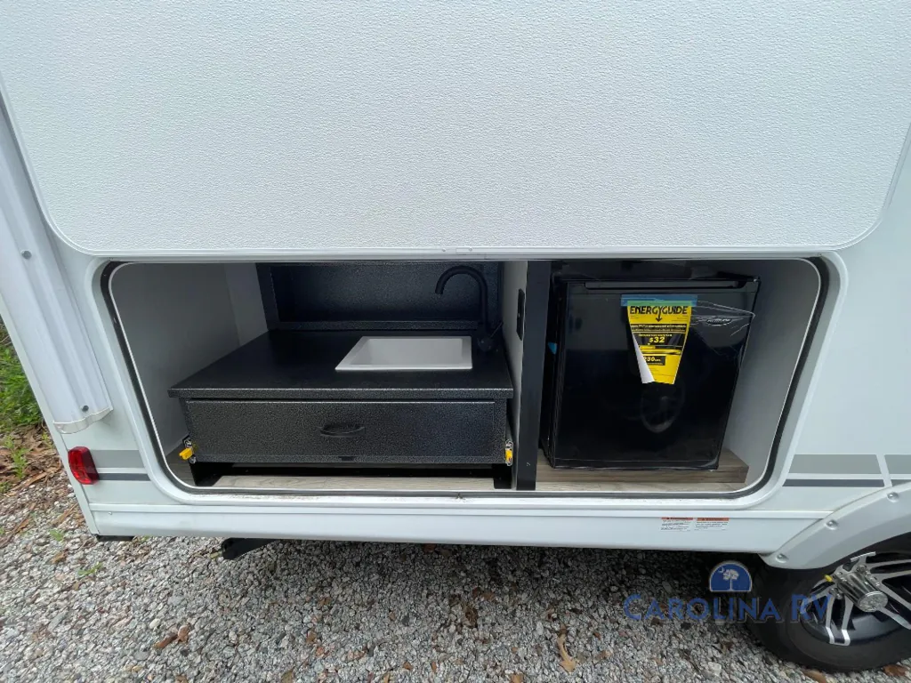 2026 Coachmen Freedom Express Select 21SE, Photos photo 12