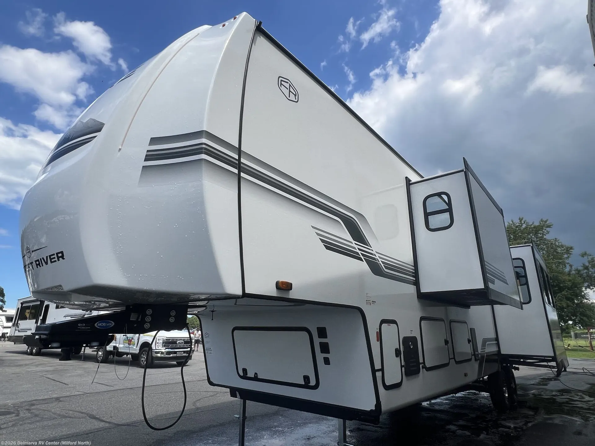 2027 Forest River Sabre 36EST — Photo 5