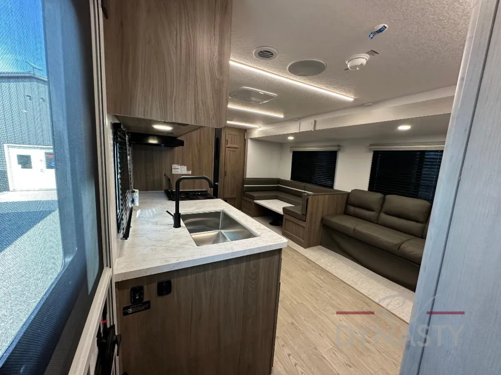 2025 Coachmen Freedom Express Select 29SE, Photos photo 22