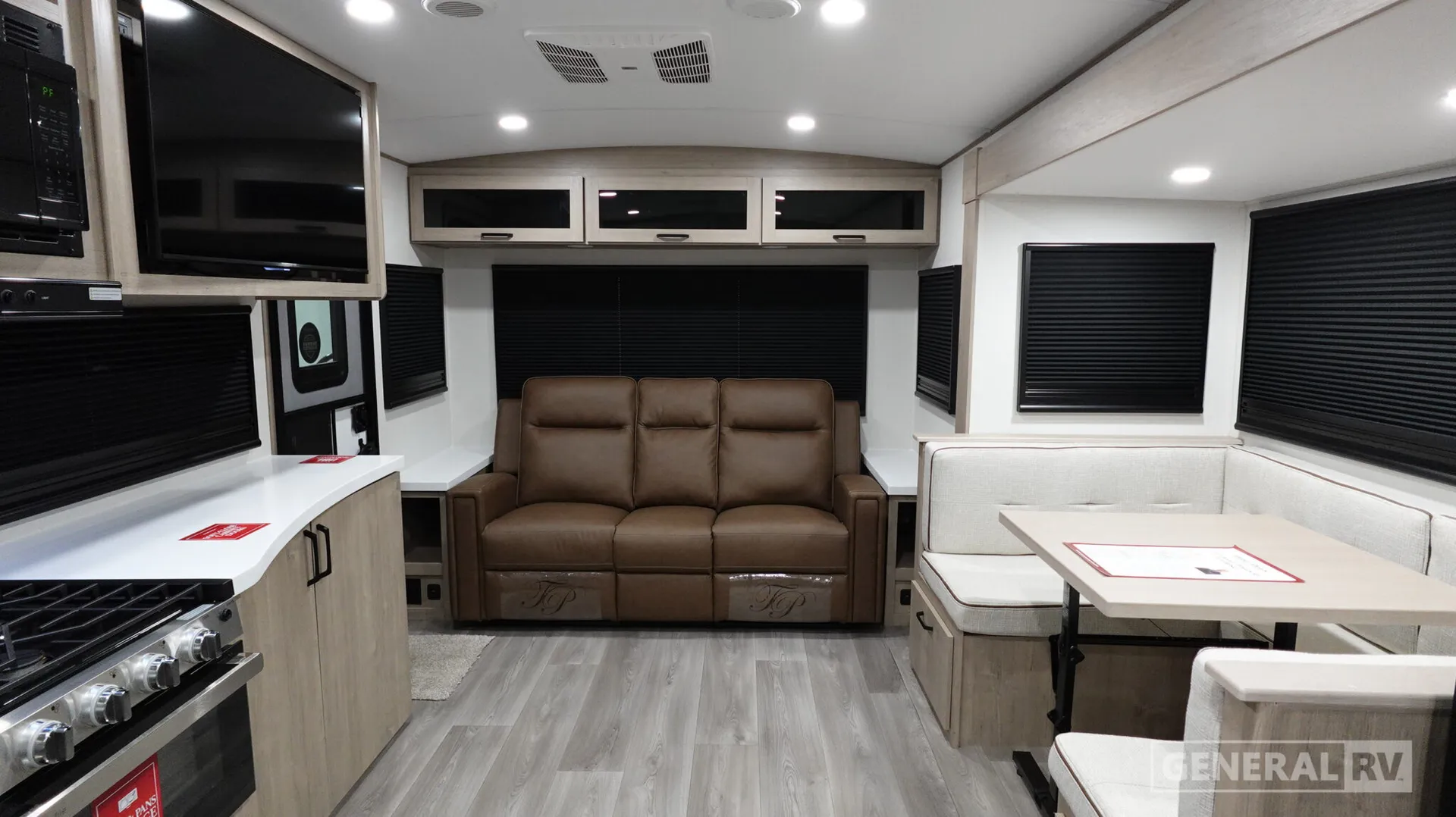2026 Grand Design Imagine 2500RL - Photo 3