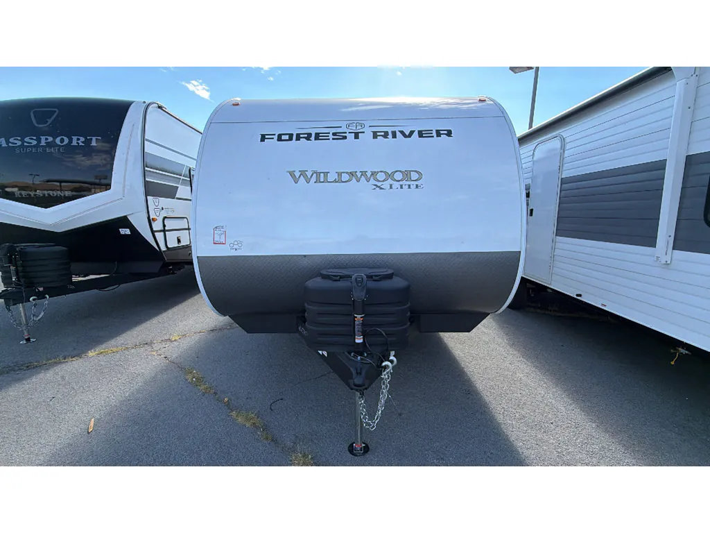 2027 Forest River Wildwood X-Lite 273QBXL — Photo 6