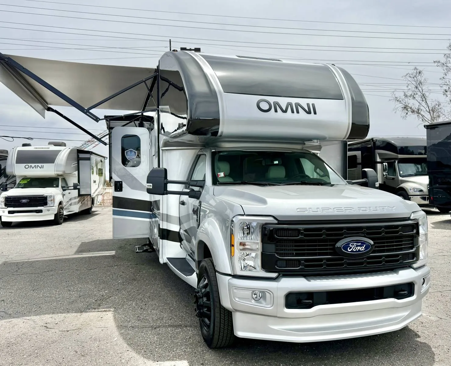 2026 Thor Motorcoach Omni OMX32 - Photo 2