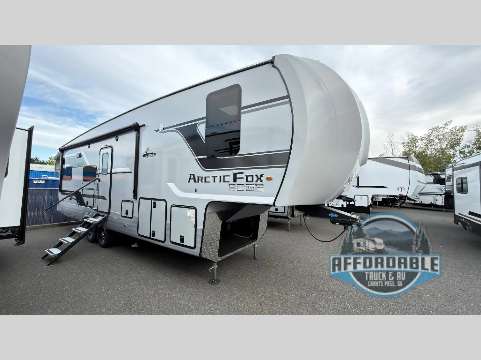 2026 Northwood Arctic Fox Edge 295RK - Photo 2
