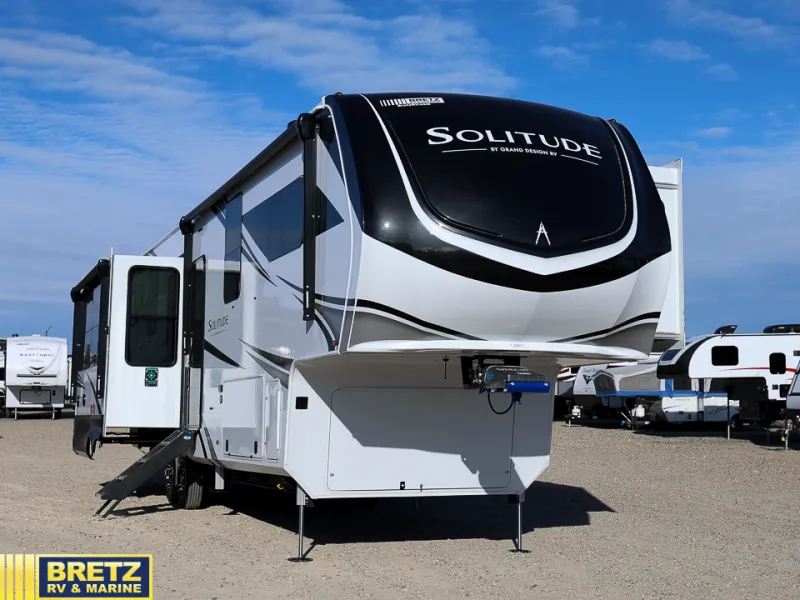 2026 Grand Design Solitude 370DV - Photo 2