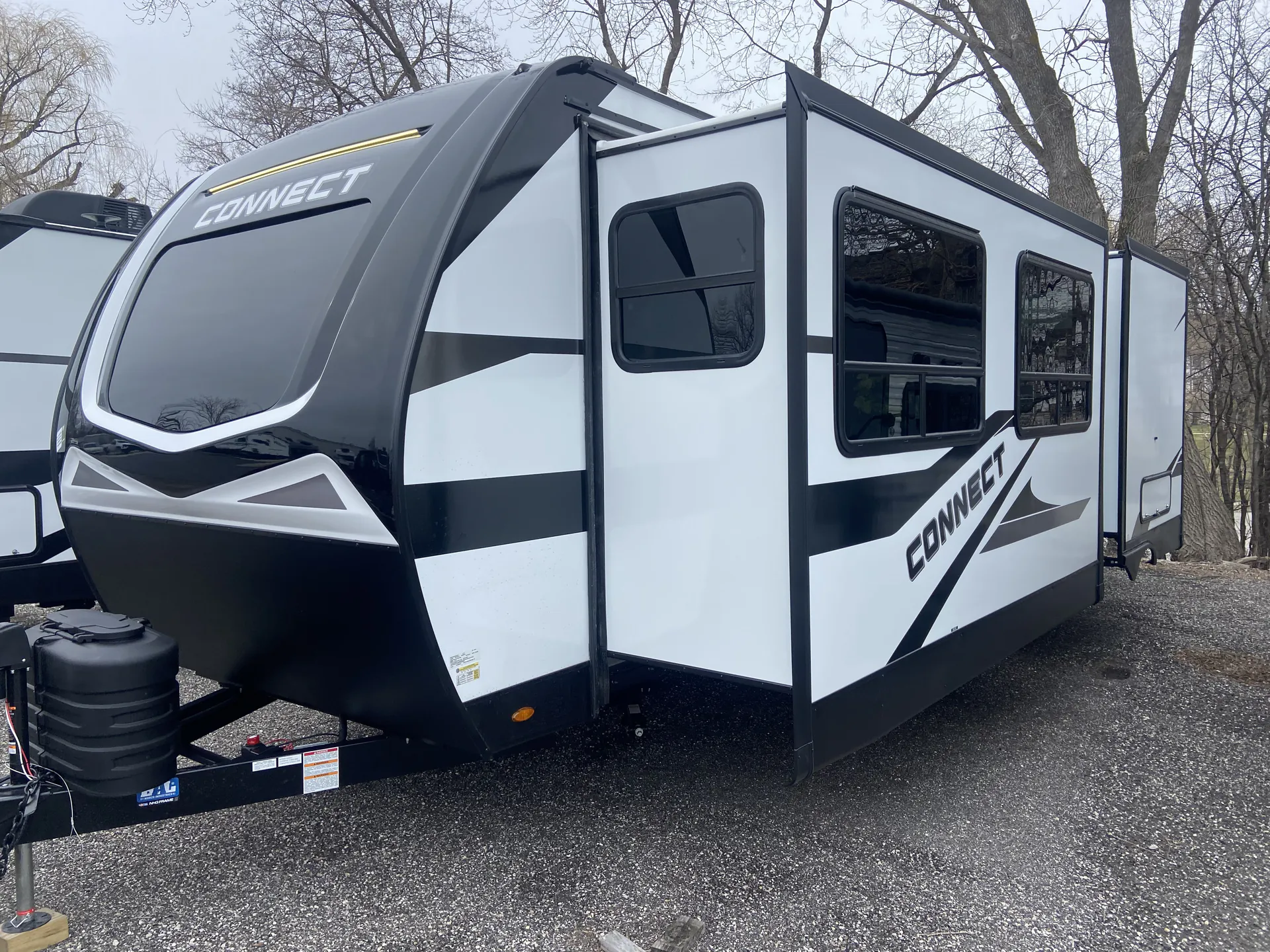 2025 K-Z Connect C282FKK - Photo 3