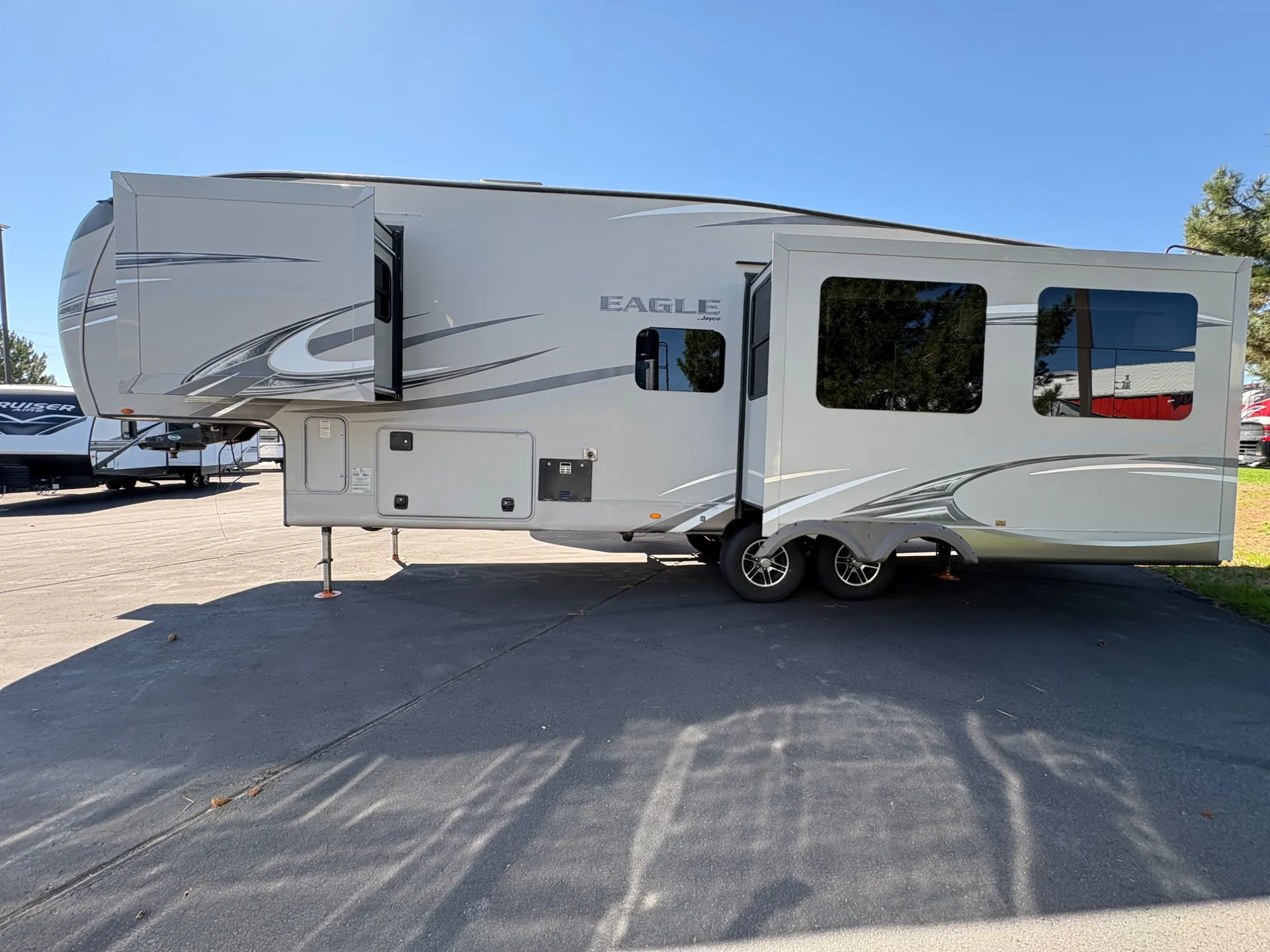 2017 Jayco Eagle 293RKDS - Photo 4