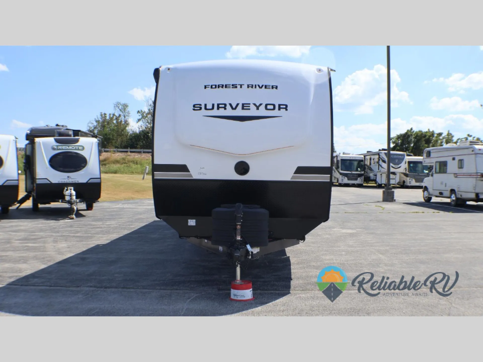 2027 Forest River Grand Surveyor 305RLBS — Photo 5