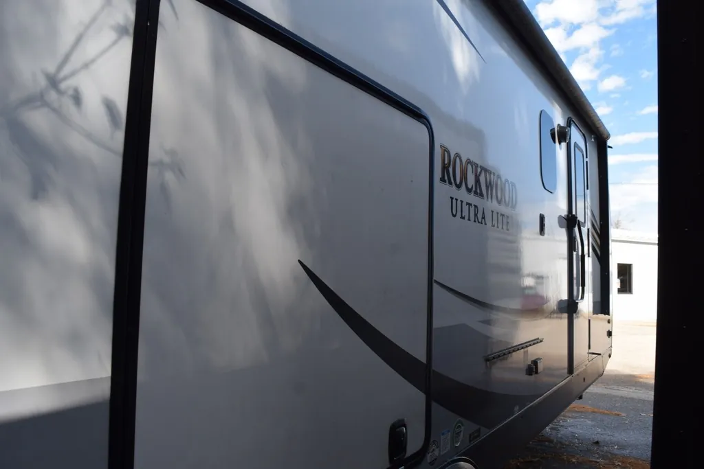 2020 Forest River Rockwood Ultra Lite 2614BS, Photos photo 4
