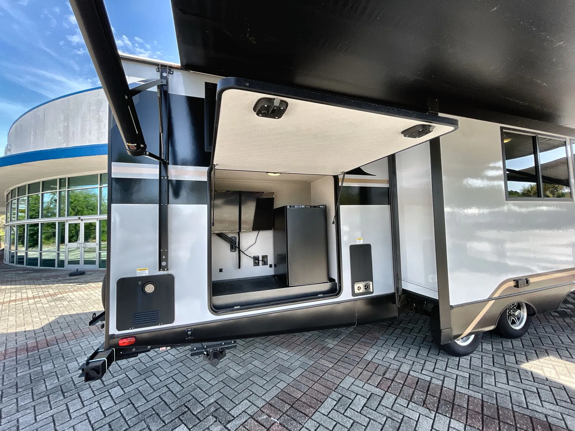 2025 Forest River Vibe 3400BH - Photo 3