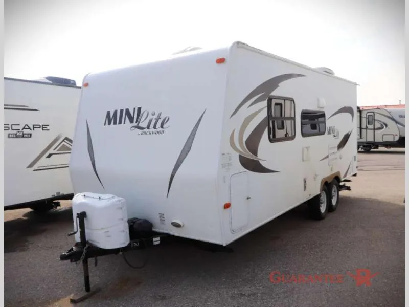 2013 Forest River Rockwood Mini Lite 2304 - Photo 3