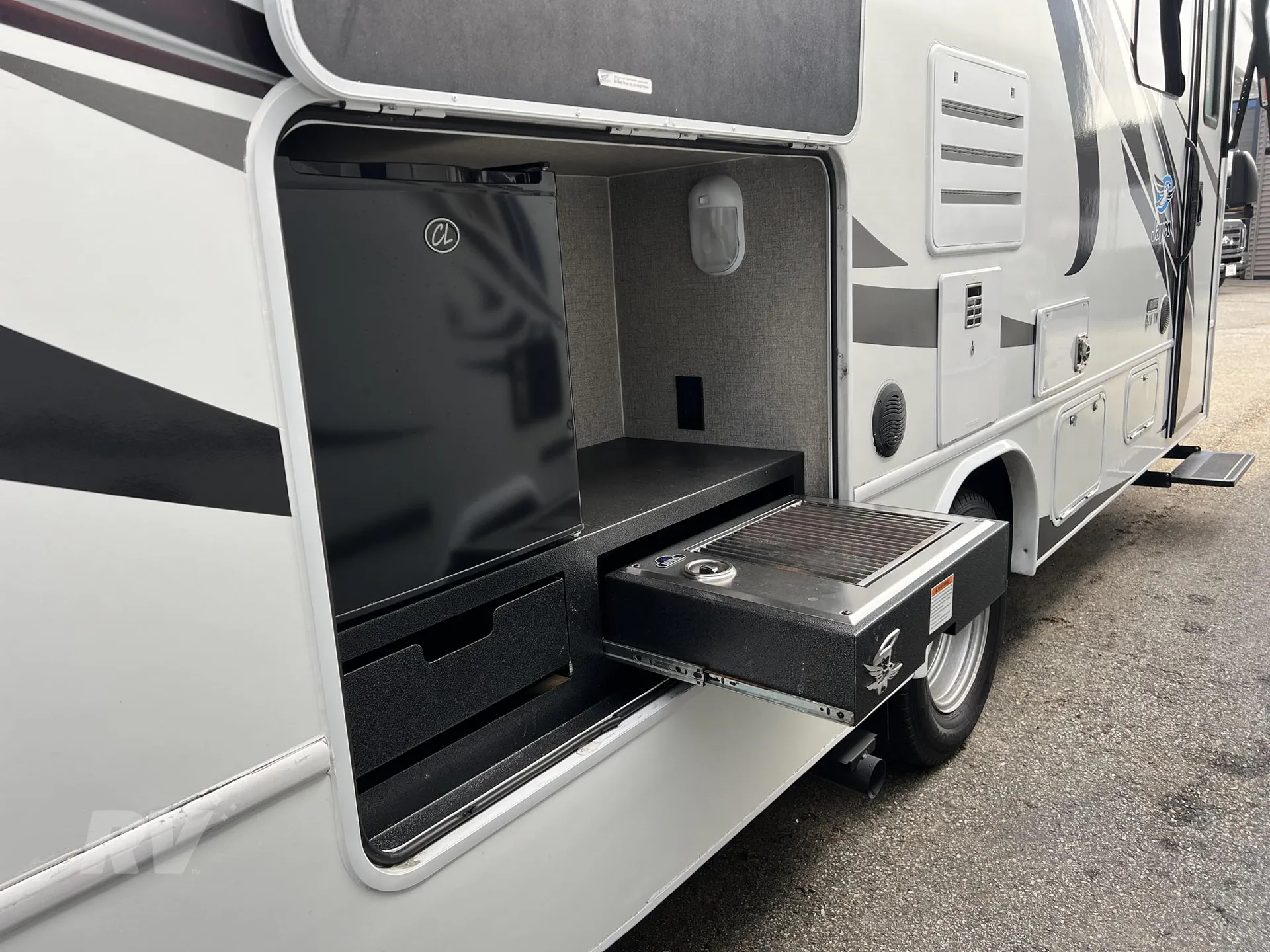 2021 Jayco Redhawk 26M - Photo 4